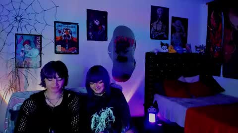 Snapshot of xzerox_ chatting on February 3, 6:22 am xzerox_ online show from February 3, 6:22 am