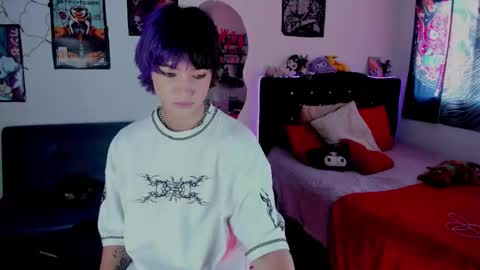 Snapshot of xzerox_ chatting on February 24, 6:17 pm xzerox_ online show from February 24, 6:17 pm