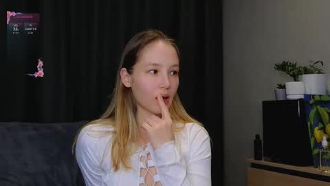 Eva online show from February 26, 9:58 pm