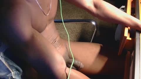 y_sticky online show from October 13, 10:54 pm