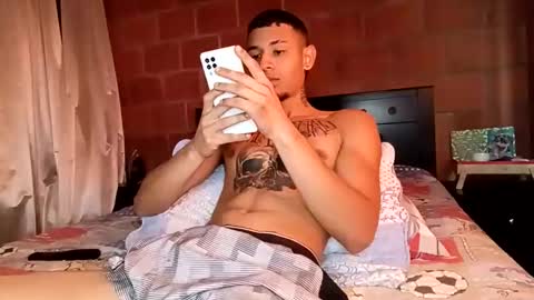 Yajz online show from October 17, 8:33 pm