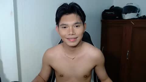 Snapshot of yamati21 chatting on December 3, 7:12 pm Eian online show from December 3, 7:12 pm