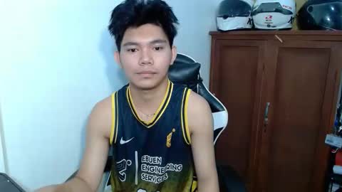 Snapshot of yamati21 chatting on January 6, 7:28 pm Eian online show from January 6, 7:28 pm