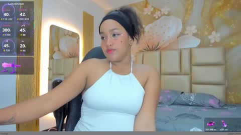 Snapshot of yamirawalker chatting on February 28, 8:43 pm Naomi online show from February 28, 8:43 pm