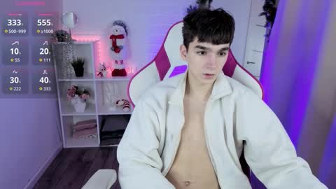 yamitwink online show from December 19, 9:33 pm