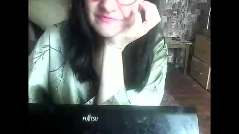 Snapshot of yanafiesta chatting on October 1, 10:54 am yanafiesta online show from October 1, 10:54 am