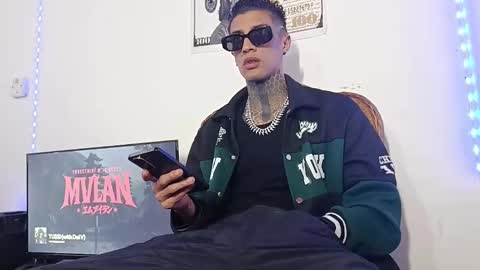 Snapshot of yanfranko420 chatting on February 20, 4:31 am Yan online show from February 20, 4:31 am