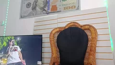 Yan online show from June 8, 1:28 am