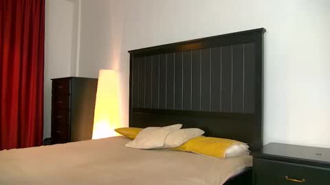 yanira_ass_ online show from January 18, 5:11 am