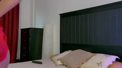 yanira_ass_ online show from April 12, 4:06 am