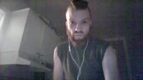 yansans677481768 online show from December 15, 6:28 am