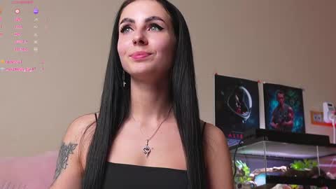 Snapshot of yaraliebe chatting on May 28, 10:12 am Yara online show from May 28, 10:12 am