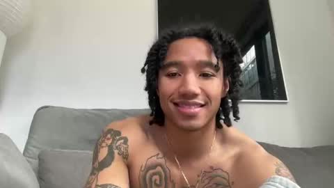 yasaway online show from November 14, 4:49 pm