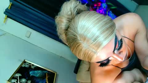 miss yasii online show from October 15, 4:51 pm