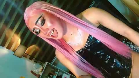 Snapshot of yasii19 chatting on May 27, 3:31 pm miss yasii online show from May 27, 3:31 pm