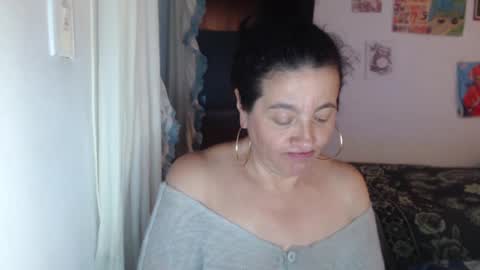 yasmin_love85 online show from March 3, 5:18 pm