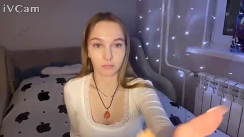 yasmina online show from January 13, 6:35 pm