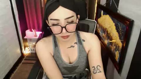 yassiered online show from January 19, 3:54 am