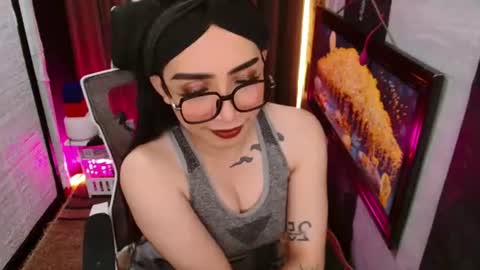 yassiered online show from July 17, 3:02 am