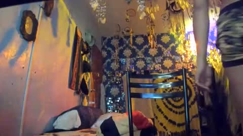 Blush online show from March 8, 2:04 am