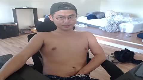 Snapshot of yawnimhorny chatting on December 22, 2:06 am yawnimhorny online show from December 22, 2:06 am