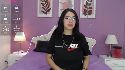 Yaya  online show from June 11, 12:03 pm