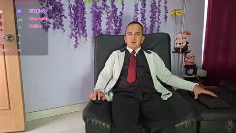 Snapshot of yazflor chatting on July 13, 2:20 pm Hazzan y Greisy online show from July 13, 2:20 pm