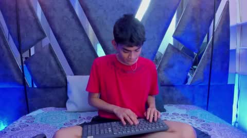 yef_thinn online show from September 19, 3:30 am