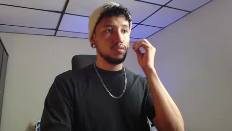 yeff online show from October 28, 12:58 am