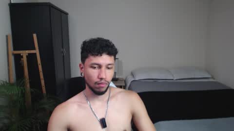 yeff online show from March 8, 11:52 pm