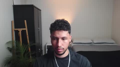 yeff online show from March 18, 12:47 am