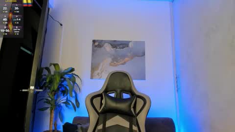 YEIKO ROMERO online show from February 25, 5:33 pm