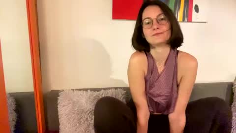 Yekaaoki online show from December 9, 8:33 pm