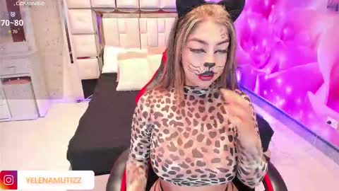 yelena  online show from October 27, 1:37 pm