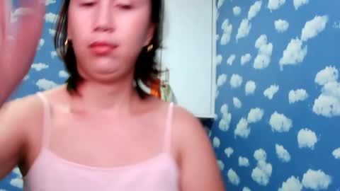 Snapshot of yella_hope chatting on February 3, 6:22 am yella hope online show from February 3, 6:22 am