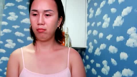 Snapshot of yella_hope chatting on February 3, 6:51 am yella hope online show from February 3, 6:51 am