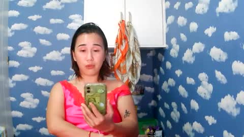 Snapshot of yella_hope chatting on February 20, 2:08 am yella hope online show from February 20, 2:08 am