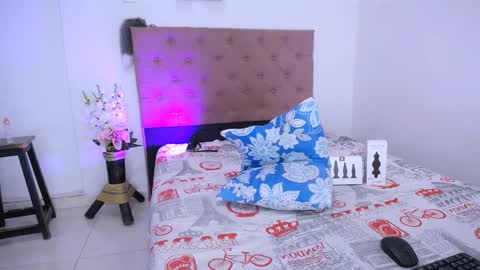 Snapshot of yemfairymcry chatting on September 19, 6:30 pm YEM online show from September 19, 6:30 pm