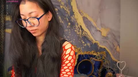 yennstar online show from March 14, 6:46 pm