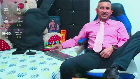 Snapshot of yeol_king chatting on October 17, 7:05 pm Yeol online show from October 17, 7:05 pm