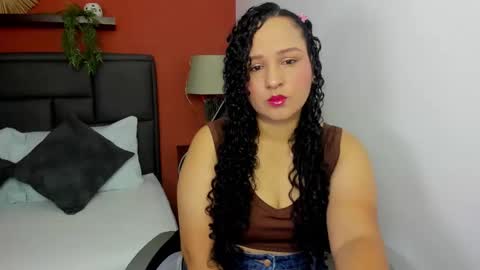 Y E R A  online show from December 17, 12:00 pm