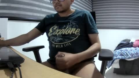 Snapshot of yesidxxx123_ chatting on July 20, 4:05 am yesidxxx123_ online show from July 20, 4:05 am