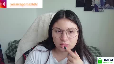 yessica_gomez01 online show from February 6, 2:20 pm