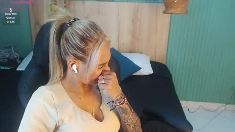 yessika_parker online show from September 24, 2:04 am