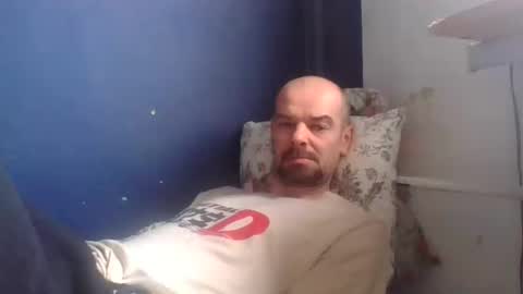 yewloo online show from February 28, 10:30 am