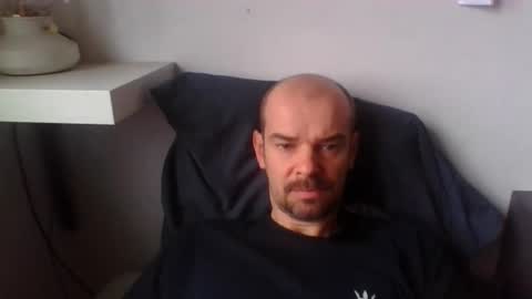 yewloo online show from December 22, 10:01 am