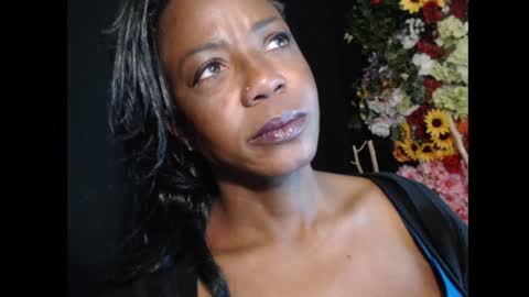 Snapshot of yhlemina chatting on March 6, 2:02 pm Ms. Mina online show from March 6, 2:02 pm