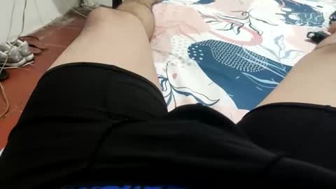 Yhon ruenes online show from March 19, 1:48 pm