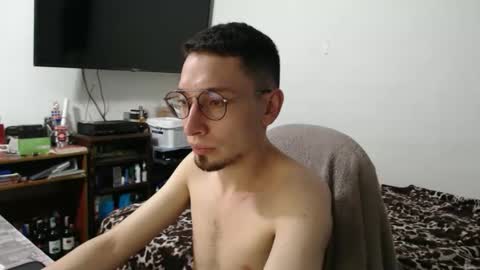 yinmao08 online show from February 3, 2:32 am