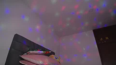 Yiny online show from January 31, 11:46 am